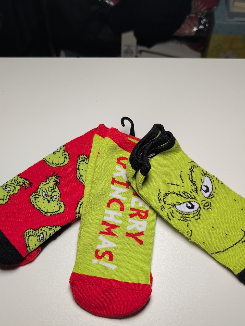 Women's Grinch Holiday Crew Socks 3 Pack NWOT